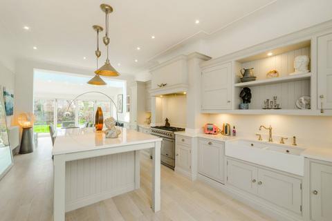 59 Windsor Road, London, E7 0QY