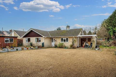 4 bedroom detached bungalow for sale, Newmarket Road, Newmarket CB8