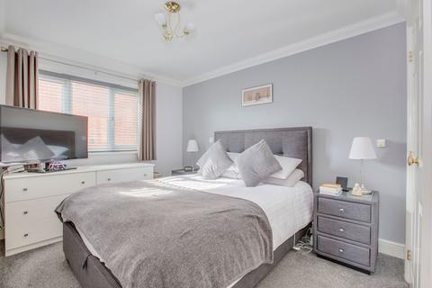 2 bedroom apartment for sale, Rugby Rise, Loudwater, HP11