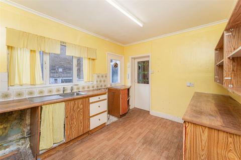 15 Gloucester Road, Enfield, EN2 0EX