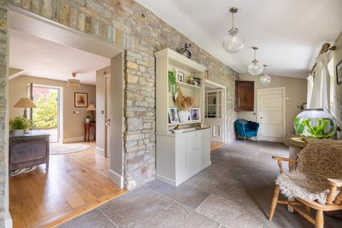 6 bedroom cottage for sale, High Street, North Wootton, Shepton Mallet, Somerset, BA4