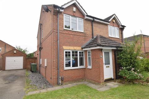 2 bedroom semi-detached house to rent, Martingale Drive, Leeds LS10