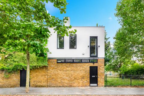 3 bedroom detached house for sale, Addington Square, Camberwell, SE5