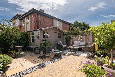 5 Liveridge Close, Henley-in-arden, B95 5FX