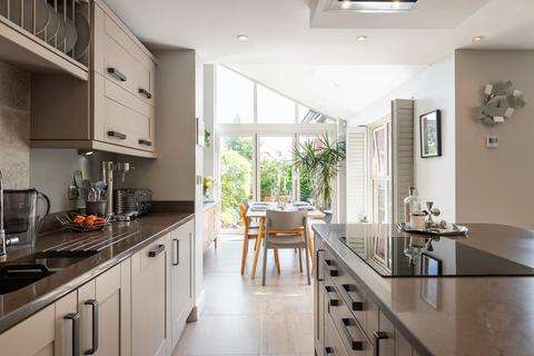 5 Liveridge Close, Henley-in-arden, B95 5FX