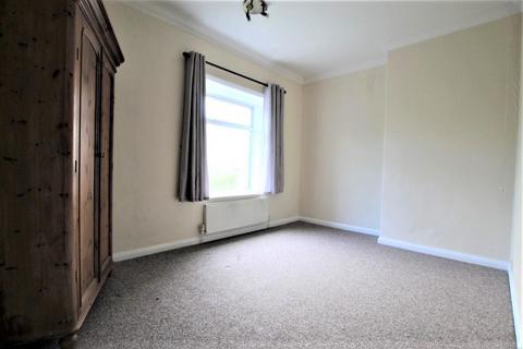 2 bedroom terraced house for sale, Troy Road, Morley, LS27