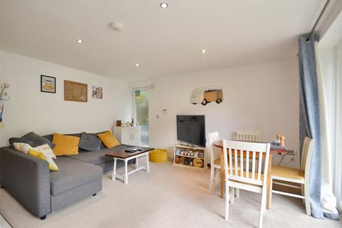 2 bedroom flat for sale, Corfe Mullen