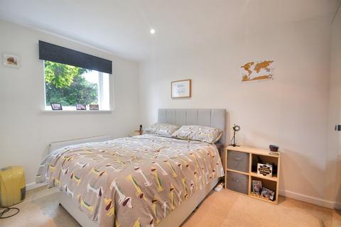 2 bedroom flat for sale, Corfe Mullen