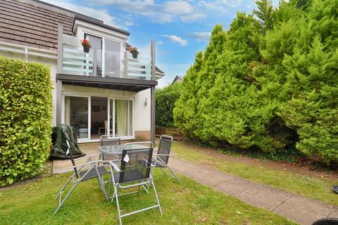 2 bedroom flat for sale, Corfe Mullen