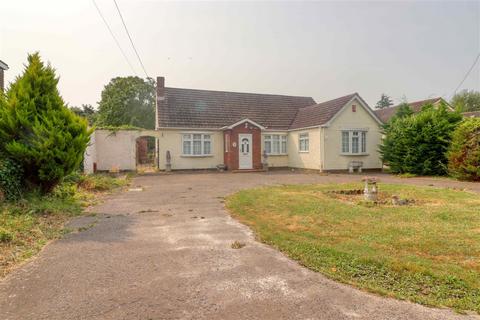 3 bedroom bungalow for sale, St Osyth CO16