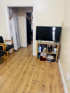 1 bedroom flat to rent, High Road, Ilford IG3