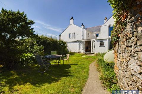 3 bedroom terraced house for sale, Bryn Awelon, Llangaffo