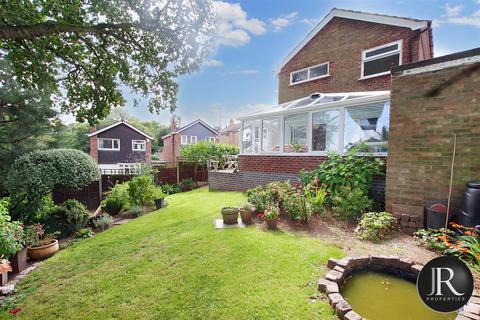 3 bedroom detached house for sale, Crestwood Rise, Rugeley WS15