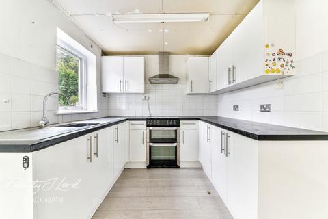 3 bedroom semi-detached house for sale, Kinlet Road, London