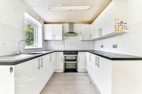 Kinlet Road, London