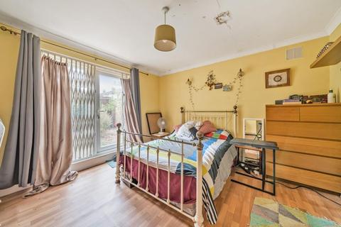 1 bedroom flat for sale, Brownhill Road, Catford