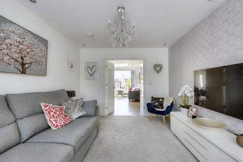 7 Briar Close, Borrowash, Derby, DE72 3GB
