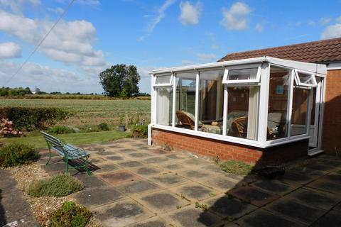 2 bedroom detached bungalow for sale, Fairfields, Holbeach