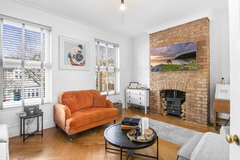 2 bedroom maisonette for sale, Buxton Road, London, E4