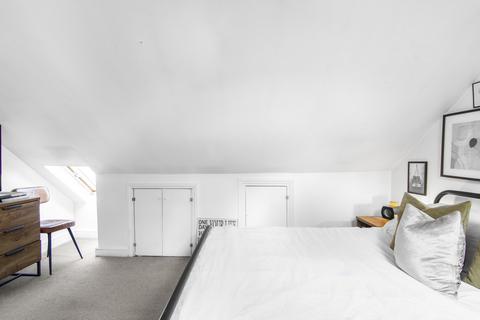 17 Buxton Road, London, E4 7DP