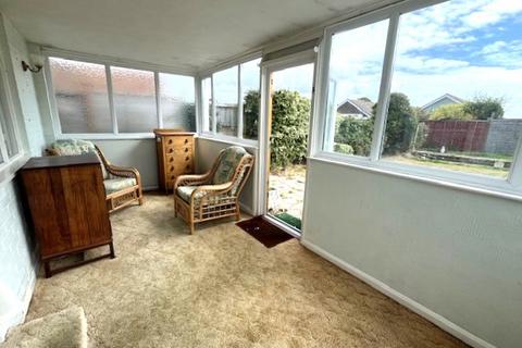 2 bedroom detached bungalow for sale, Grafton Road, Selsey