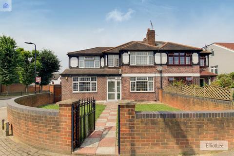 5 bedroom semi-detached house for sale, Middleton Avenue, Greenford UB6