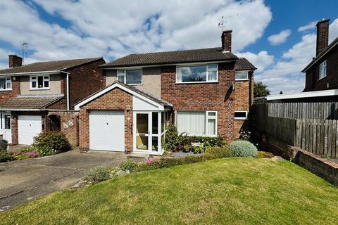 3 bedroom detached house for sale, Trent View Gardens, Radcliffe-On-Trent, Nottingham