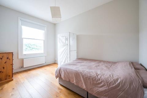 2 bedroom flat to rent, Brixton Road, Brixton, London, SW9