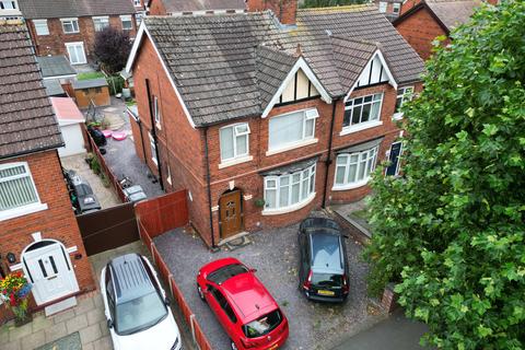 3 bedroom semi-detached house for sale, Lunt Avenue, Crewe CW2