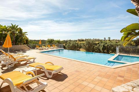 2 bedroom property, LAGOA, ALGARVE, PORTUGAL