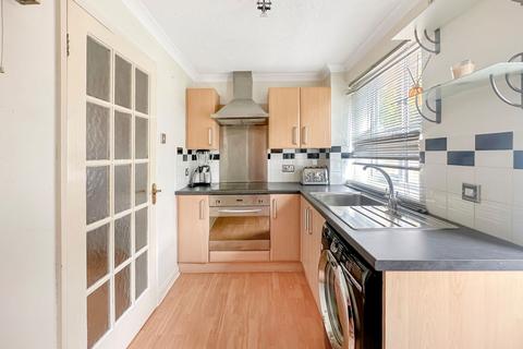 6 Ryde Drive, Stanford-le-hope, SS17 0DR