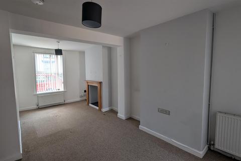 2 bedroom terraced house to rent, Oxford Road, Southsea, PO5 1NR