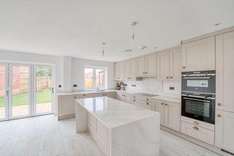 4 bedroom detached house for sale, Plot 32, The Henley at Hayfield Gardens, 112, Russell Road LU5