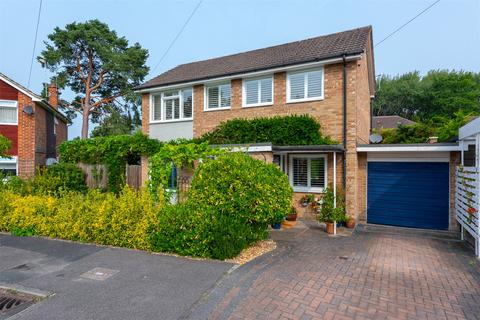 3 bedroom detached house for sale, Whitehill Close, Camberley, Surrey, GU15