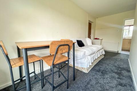 undefined, 3 Bedroom Flat To Let - HP11