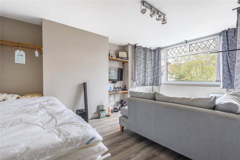 49 Cornwall Road, Ruislip, HA4 6AJ