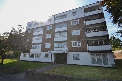 3 bedroom flat to rent, 6 Carew Court1 Carew RoadEastbourneEast Sussex