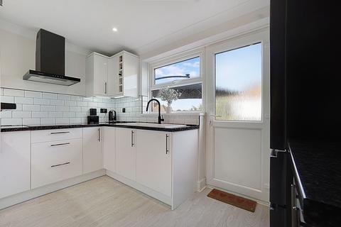 9 Carpenters Close, Rochester, ME1 2QH