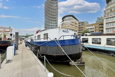 3 bedroom houseboat for sale, Najade, Oyster Pier, Lombard Road, Battersea, London, SW11 3RP