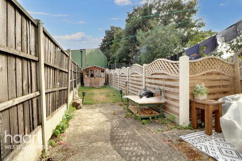 13 Hillcrest Road, Southend-on-sea, SS1 2DP