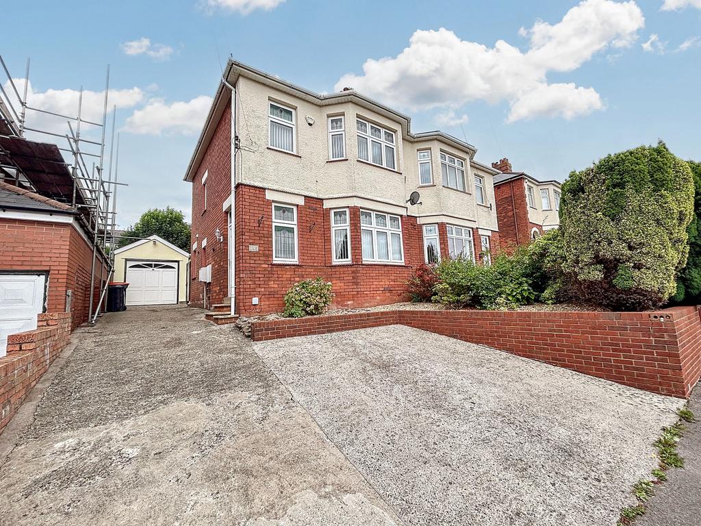 St. Julians Road, Newport, NP19 3 bed semidetached house for sale £