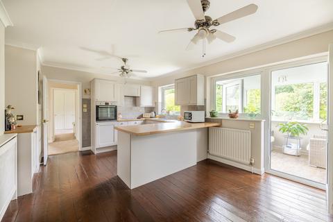 10 Springfield Drive, Wedmore, BS28 4BT