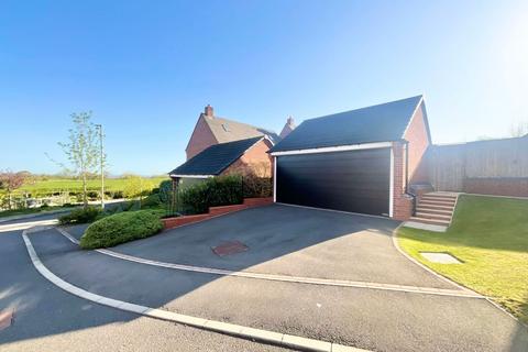 5 bedroom detached house for sale, Moat Lane, Woore, CW3