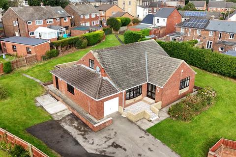 5 bedroom house for sale, Windsor Drive, Catchgate, Stanley, County Durham, DH9