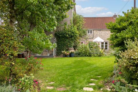 7 bedroom detached house for sale, A mile from Wells, up on the Mendips