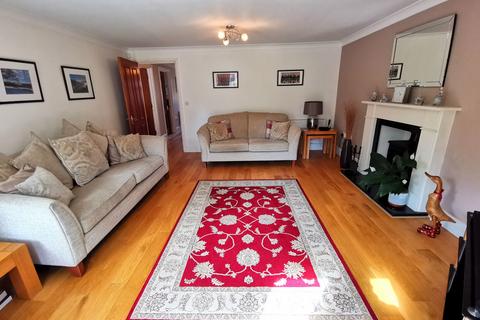 5 bedroom detached house for sale, Crofters Walk, CM77