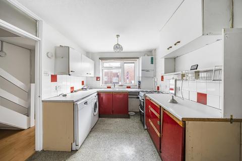 12 Rainsford Close, Stanmore, HA7 3DJ