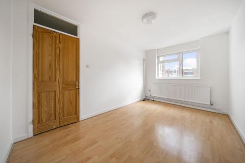 12 Rainsford Close, Stanmore, HA7 3DJ