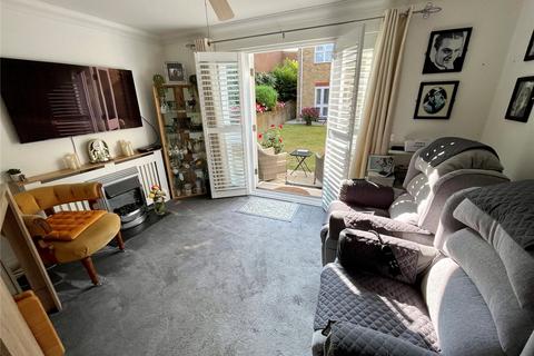 2 bedroom retirement property for sale, Crown Hill, Rayleigh, Essex, SS6