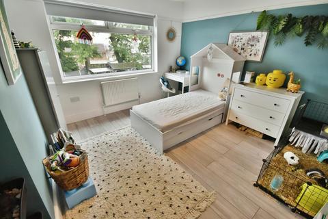 214 Chester Road, Wrexham, LL12 8DT